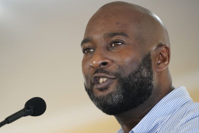 Ty Pinkins, Shuwaski Young leave Democratic Party, announce campaigns