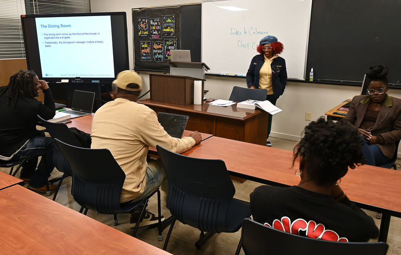 ‘It’s just convenient for me’: New Hinds Community College program topples barriers to higher education&nbsp;&nbsp;