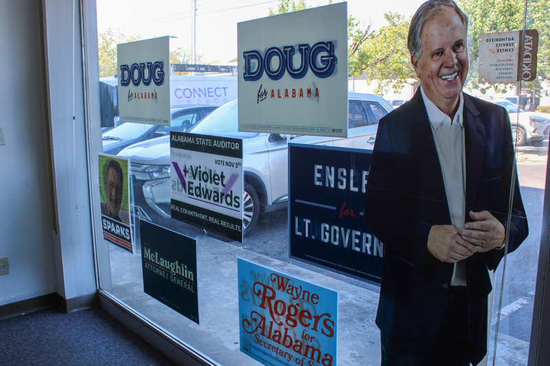Campaigning around Alabama, Doug Jones tries to open a path for Democrats