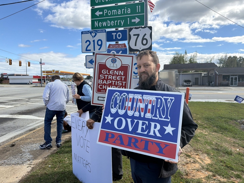 At smaller No Kings event, participants stress importance of voting
