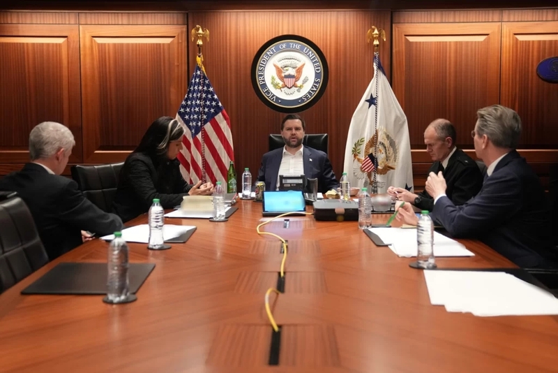 Iran War Puts Tulsi Gabbard, Regime Change Critic, In An Awkward Spot