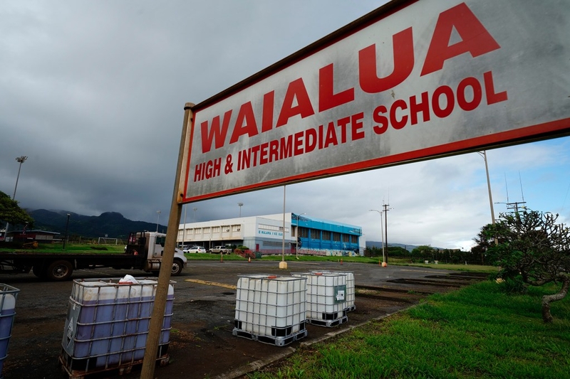 Waialua High &amp; Intermediate School parking lot remains empty Monday, March 23, 2026, in Waialua. The second Kona low storm prevents students from returning to campus after many were flooded. (Kevin Fujii/Civil Beat/2026)