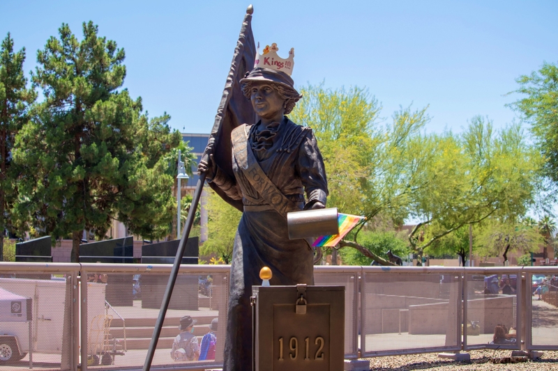 Anti-Trump ‘No Kings’ rallies draw massive crowds, despite Arizona’s sweltering summer heat