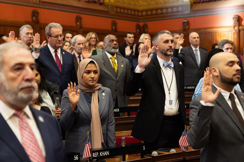 Lamont frames a 2025 agenda, stinting on solutions | News From The States