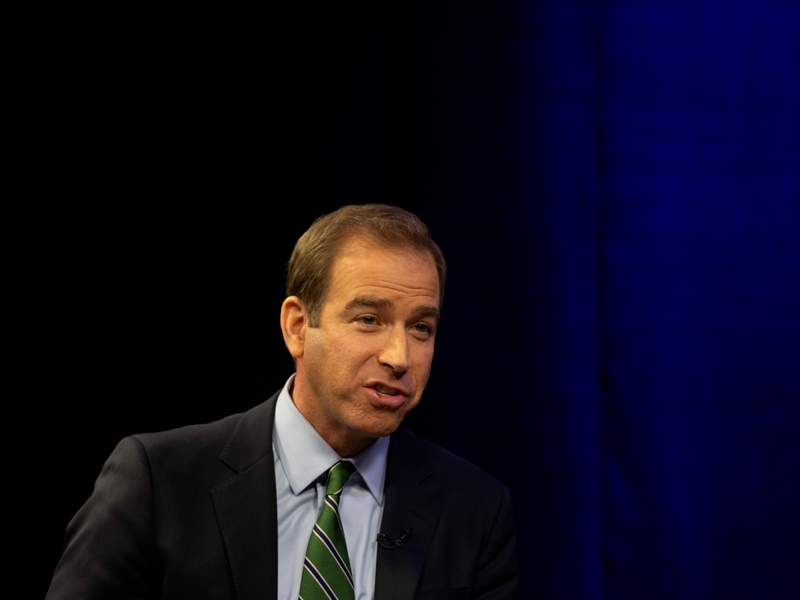 Larson, Bronin waging an ad war in waning weeks before primary