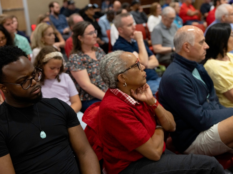 1st Congressional District candidates square off in final debate