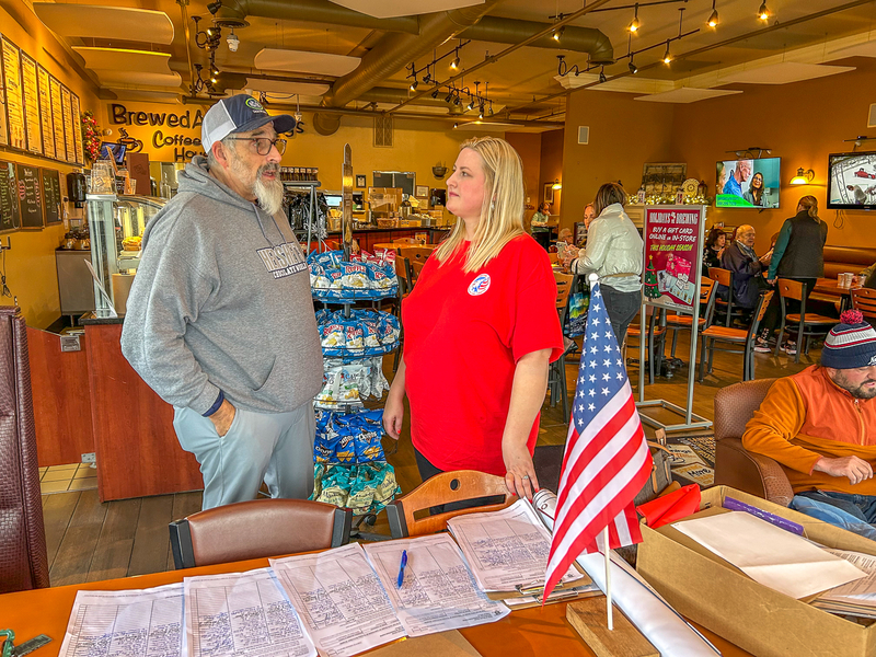 A day before the deadline, R.I. Republicans scramble for signatures for presidential candidates