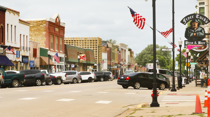 The main street in St. Marys has restaurants and plenty of shopping options for religious literature and modest dresses. (Thad Allton for Kansas Reflector)