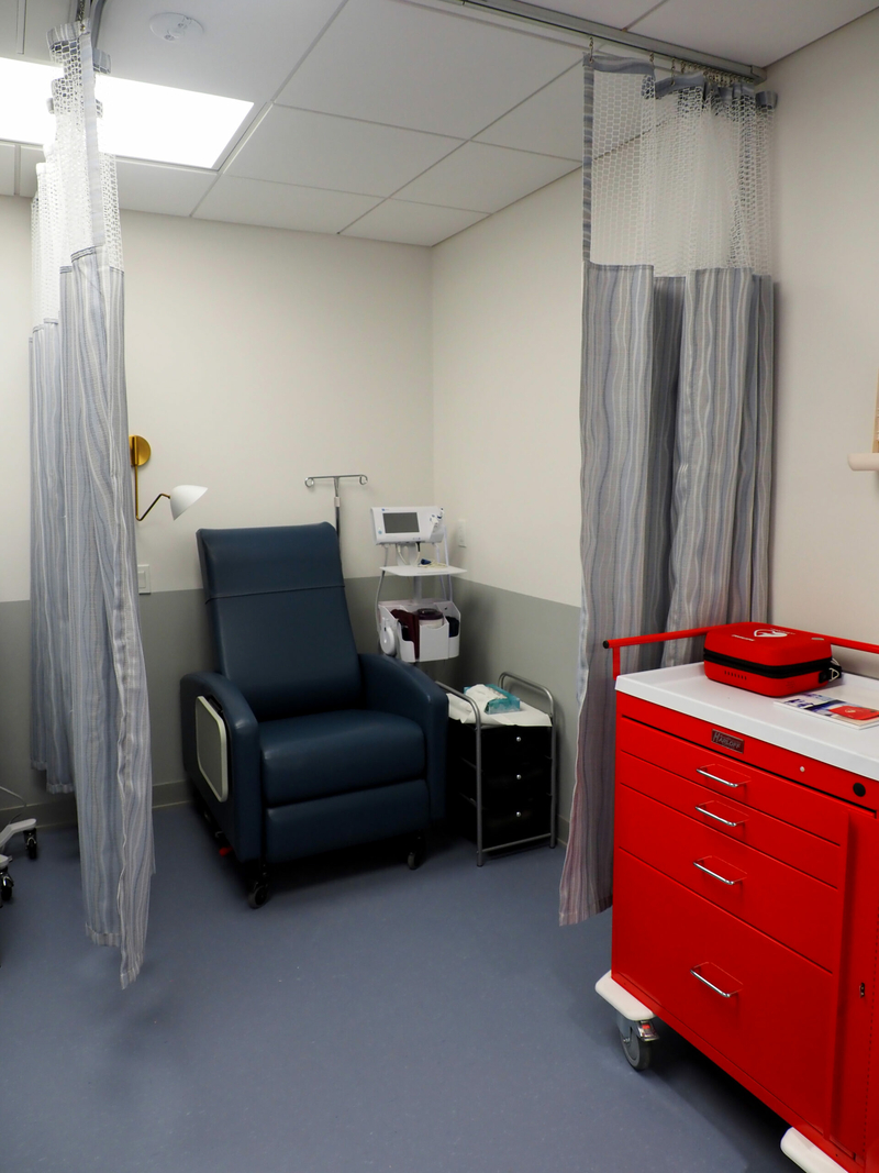 One of the postoperative exam rooms in the Pittsburg Planned Parenthood clinic.