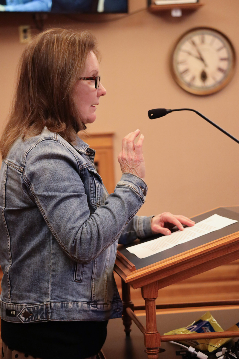 Charlotte O'Hara, a former county commissioner for Johnson County, testifies Feb. 26, 2025, in favor of a bill that would prohibit local officials from voting when they have a conflict of interest