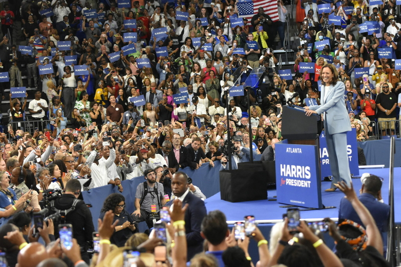 Harris has managed to unite wine moms and lefty bros — for now | News ...