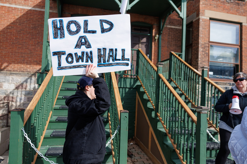 Lawrence launches ‘Michigan First’ constituency services plan highlighting Barrett town hall woes