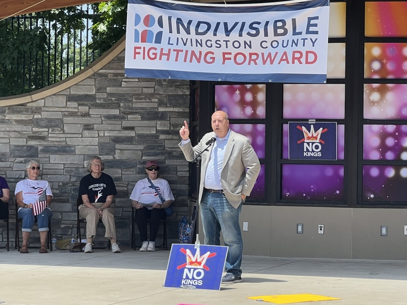 Michiganders show up across the state to oppose Trump policies and say ‘No Kings’