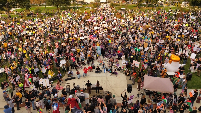 Detroit to Trump: ‘No Troops, No Kings’ — Thousands march for democracy and civil rights