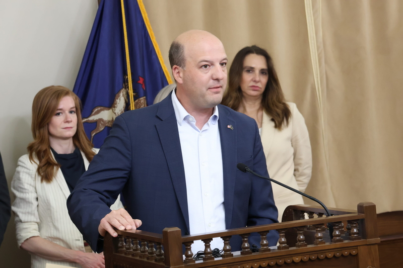 Majority or bust: Michigan parties make final push for legislative control