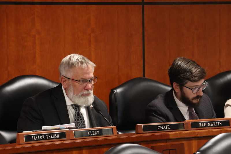 Amid disposal hazards, Michigan lawmakers consider creating battery recycling program