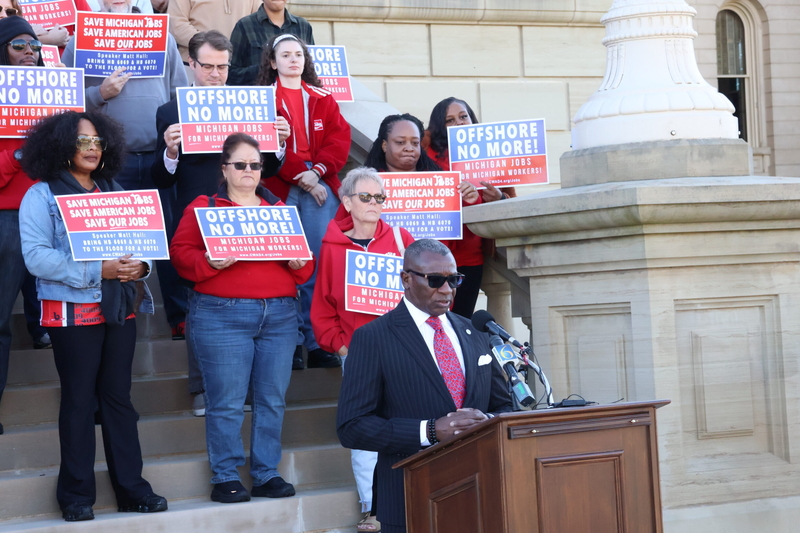 Lawmakers call on Michigan House to move on offshoring protections for call center workers