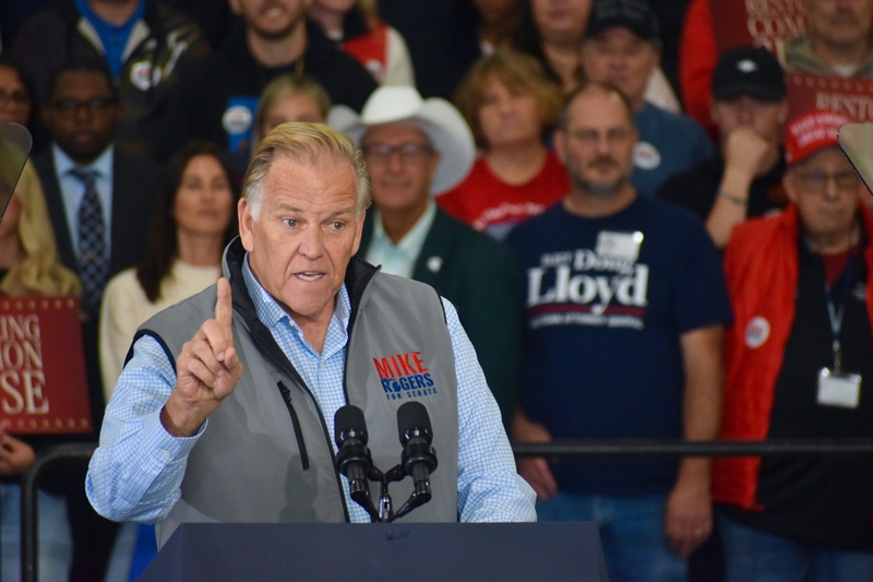 Vance makes final push for Rogers, James and Barrett in Michigan with continued attacks on El-Sayed