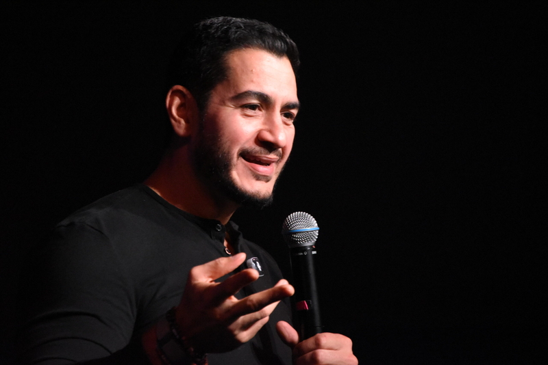 El-Sayed talks corporate money, healthcare, artificial intelligence at Lansing town hall