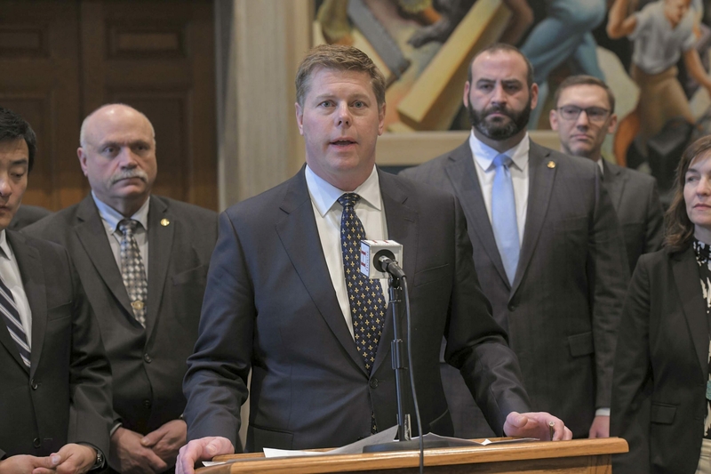 Debate over transgender health care threatens to upend Missouri legislative session