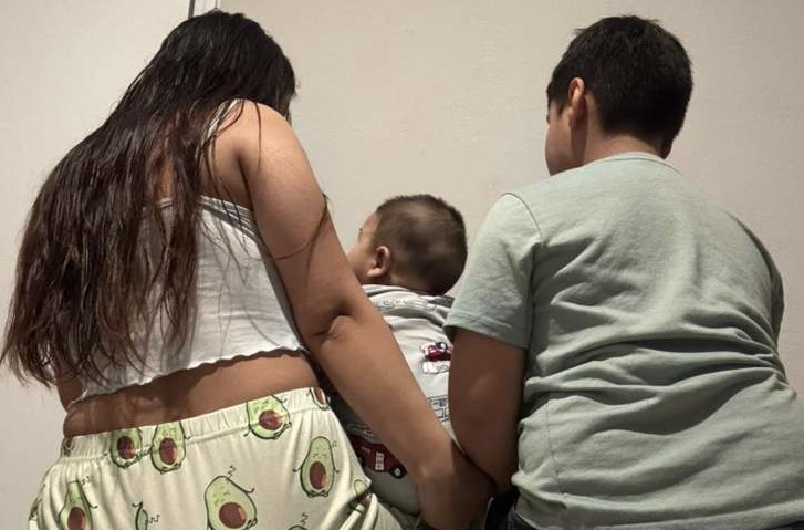 Undocumented mothers in Missouri navigate pregnancy, postpartum as ICE threats loom