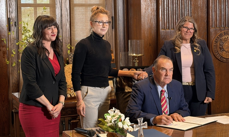 Missouri Gov. Mike Kehoe signs bill clarifying divorce in pregnancy: ‘It hit home for me’