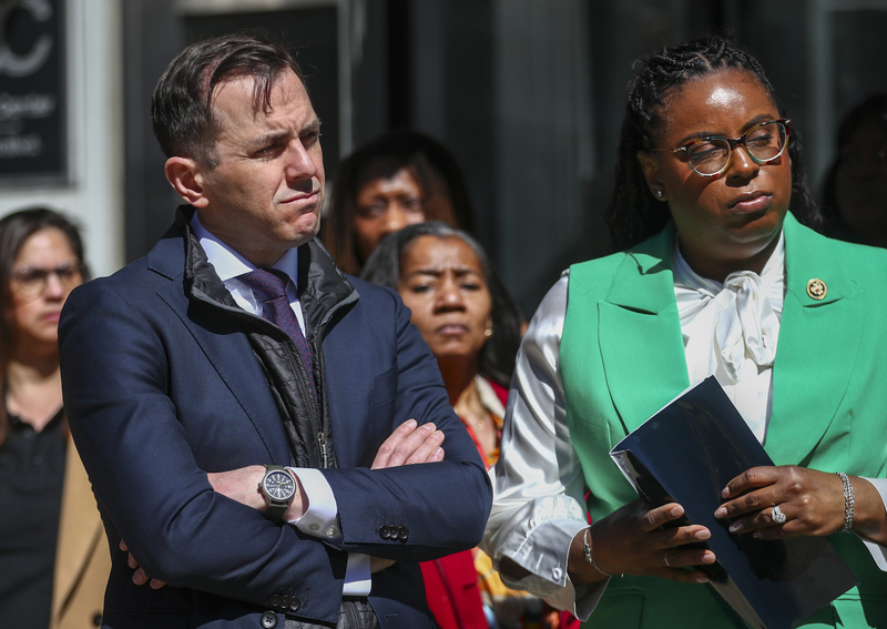 Threat of federal trial looms as Rep. LaMonica McIver seeks reelection