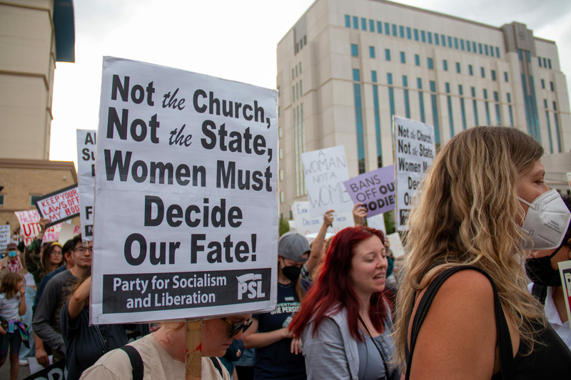New Mexico reacts to Supreme Court decision flanked by states poised to outlaw abortion