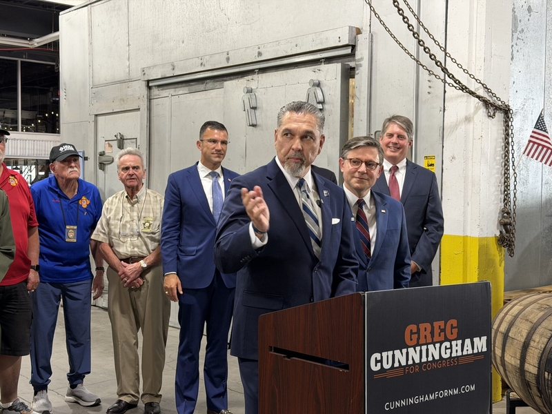 US House Speaker Johnson stumps for GOP congressional hopeful Cunningham in Albuquerque