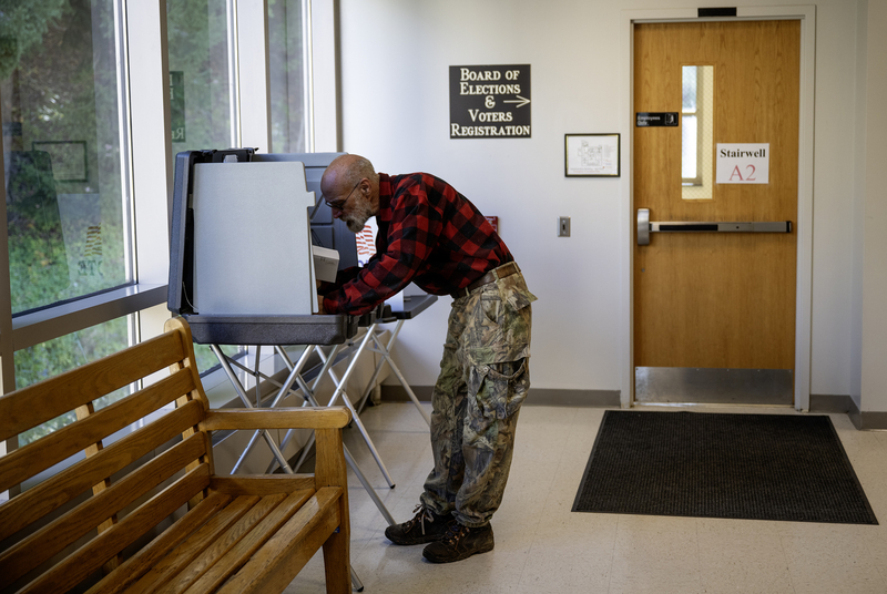 A voter fills out his ballot at the Board of Elections office in Kittanning, Armstrong County, Pa. October 20, 2026. (Photo by John Beale/Pennsylvania Capital-Star)