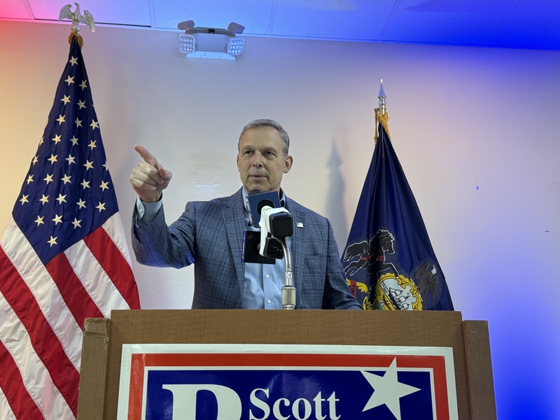Rep. Scott Perry speaks at an Oct. 28, 2026 rally in Dauphin County (Photo by Ian Karbal/Pennsylvania Capital-Star)