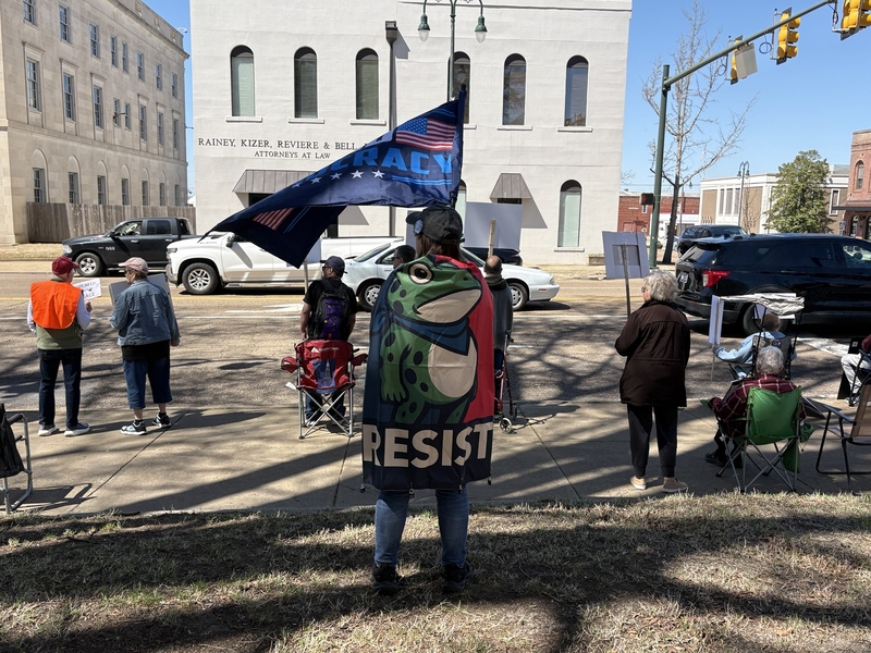 Anti-Trump ‘No Kings’ rallies draw thousands across Tennessee