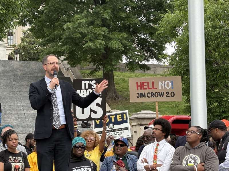 Tenn. GOP to limit public input on redrawing U.S. House map as protesters descend on Capitol
