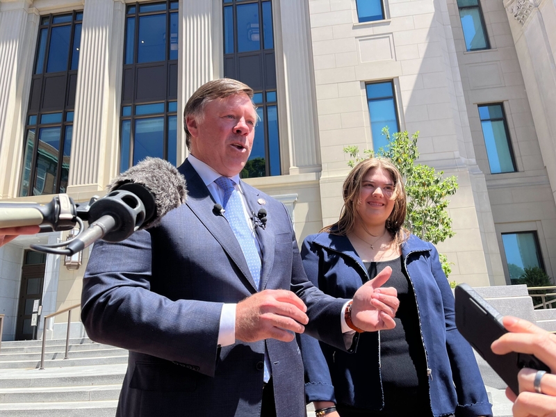 Supreme Court of Virginia strikes down redistricting amendment, keeps current maps in place