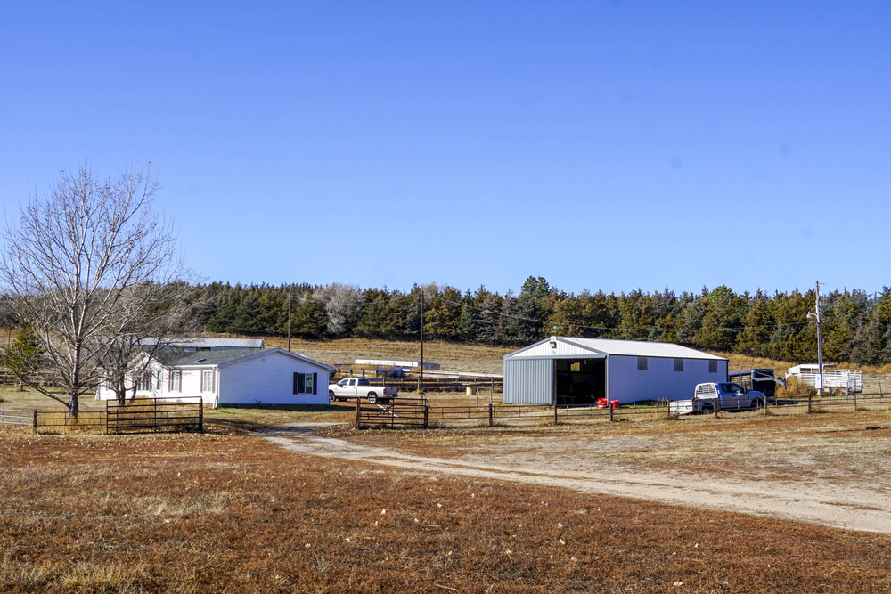 Nebraska Sandhills ranch draws record sale price, shifts to Texas ...