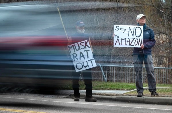 Amazon Negative Protets ‘A despicable company’: Vermonters protest proposed Amazon facility in ...