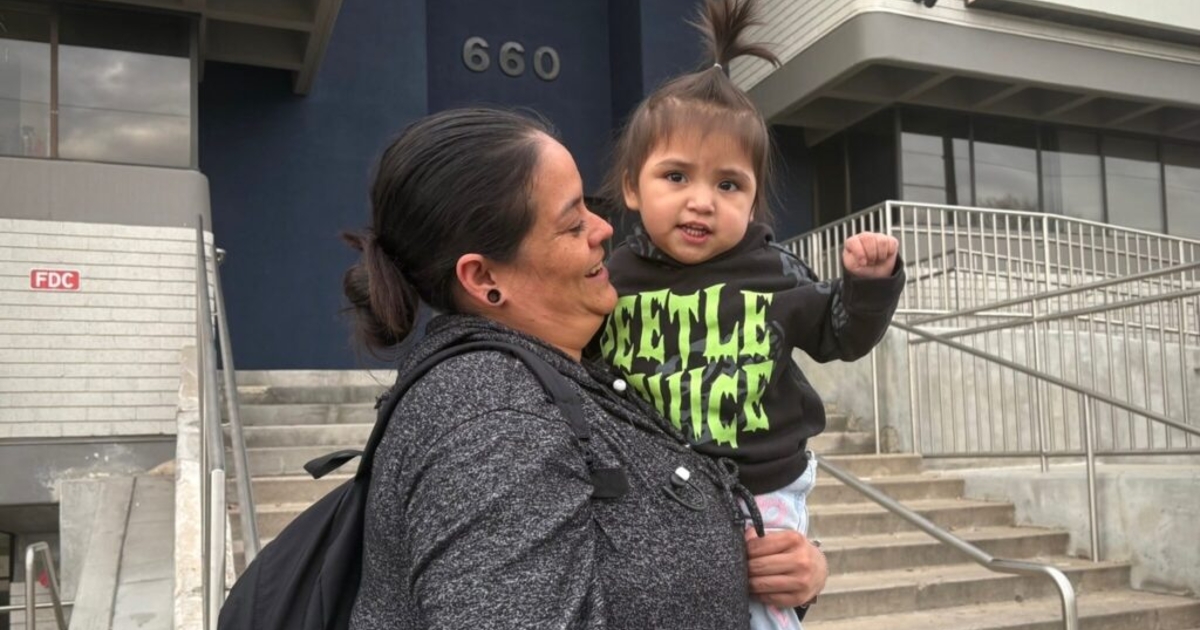 Trump Policy Requires Green Card Applicants to Return to Home Countries - News Directory 3