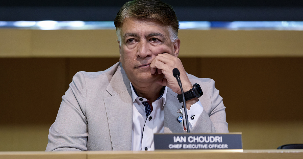 Head of California high-speed rail agency resigns amid travel expenses ...