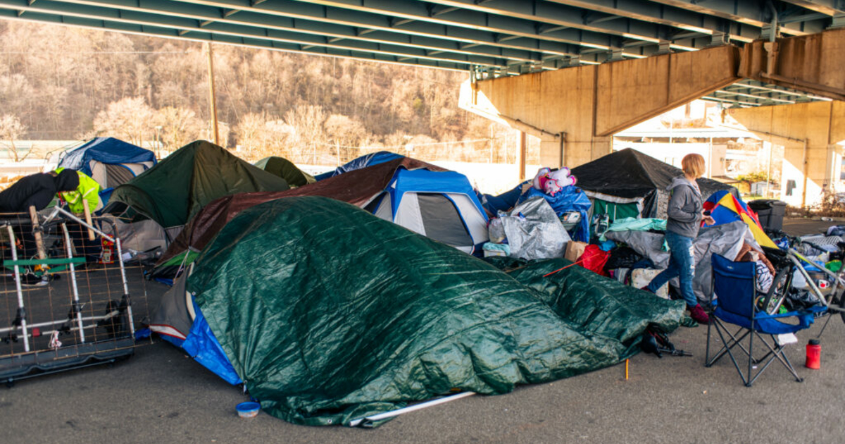 Los Angeles jury decides social media addiction case against Meta ...