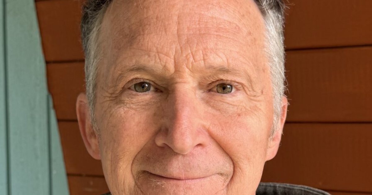 General Economic Problems Dan J. Sullivan switches from Republican to ‘undeclared’ ahead of ...