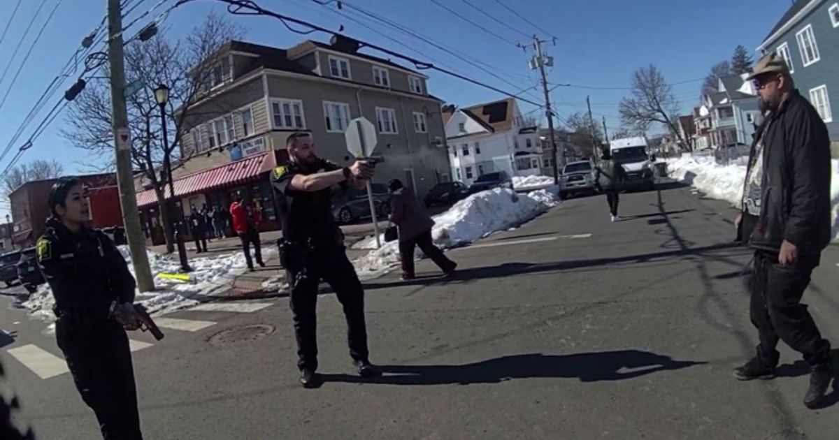Hartford police officer charged in fatal shooting of Steven Jones ...