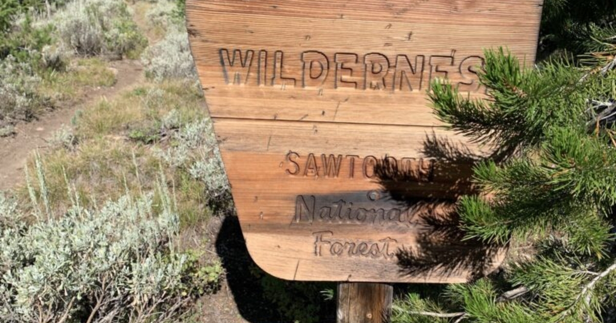 Search for suspect Travis Decker underway in Idaho’s Sawtooth National ...