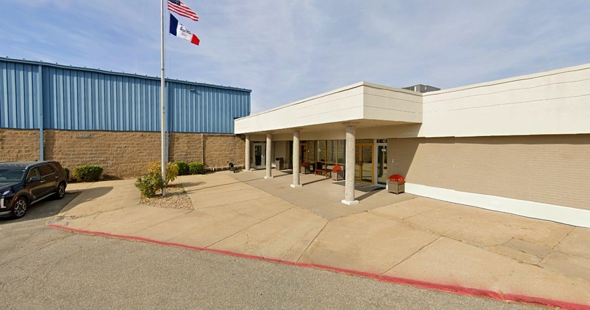 Facing charges of lascivious acts, fired schoolteacher wins jobless ...
