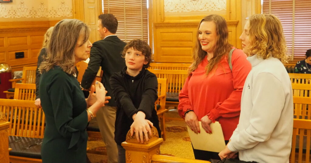 A Kansas mother and child, in throes of grief, ask Legislature to help ...