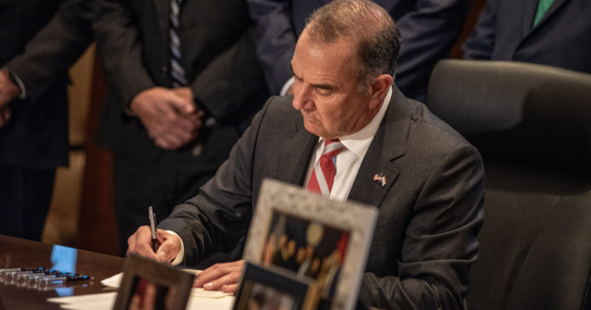 Missouri Gov Mike Kehoe issues orders to track undocumented migrants