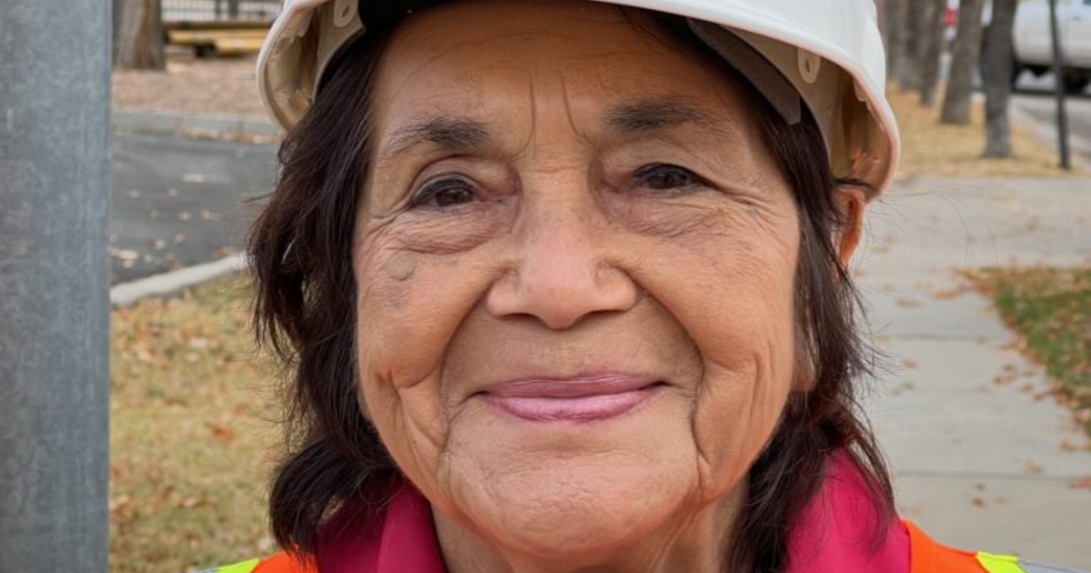 New Mexico leaders pay tribute to civil rights icon Dolores Huerta ...